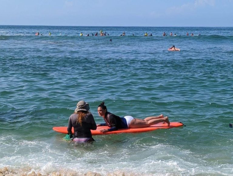 Surf-school-in-Puerto-Escondido