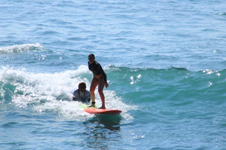 Surf-school-in-Puerto-Escondido